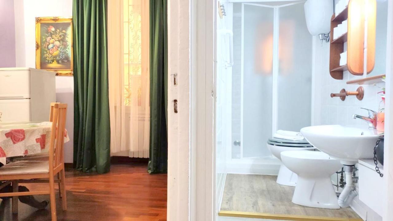 La Casa Verde Roma - Free Secure Parking If You Book 3 Nights Pensionat