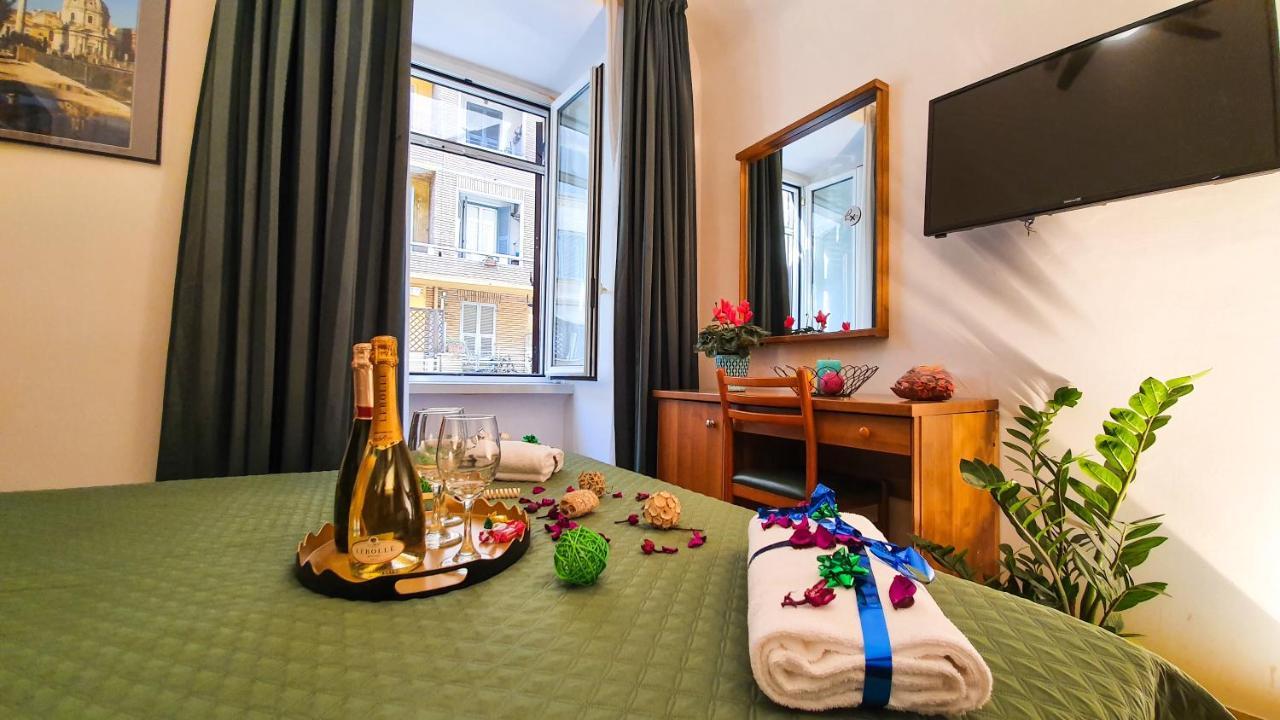 La Casa Verde Roma - Free Secure Parking If You Book 3 Nights Pensionat *