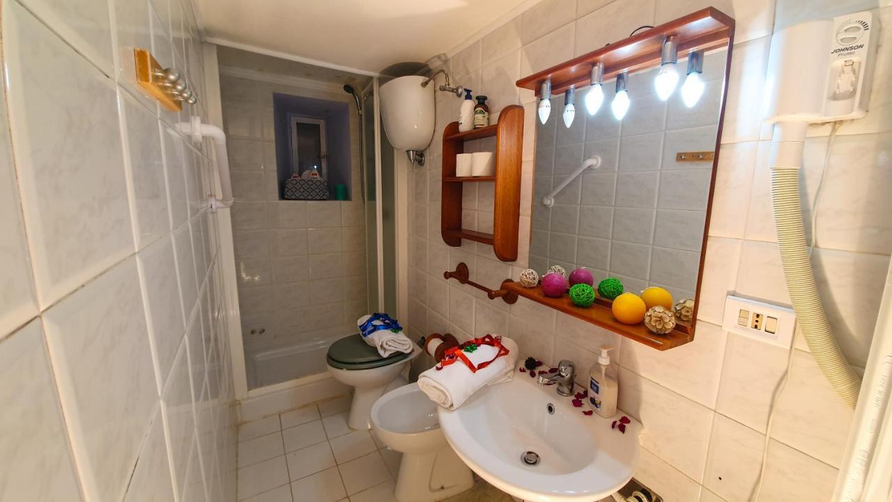 Pensionat La Casa Verde Roma - Free Secure Parking If You Book 3 Nights *